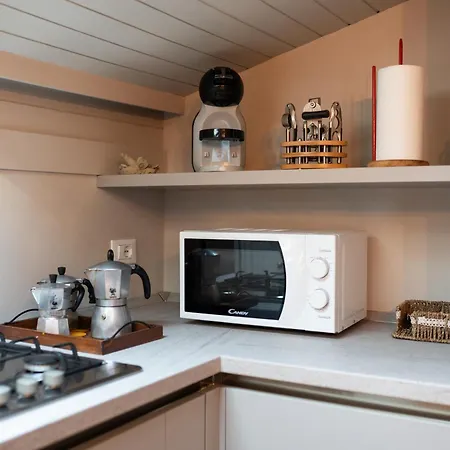 Super Attico Con Wi-fi & Parcheggio In Giardino Apartment *